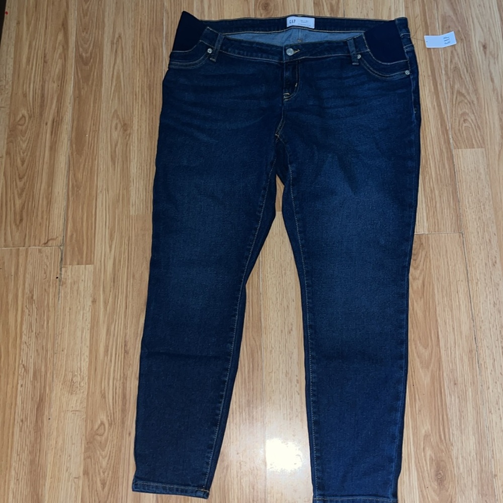 Gap Maternity